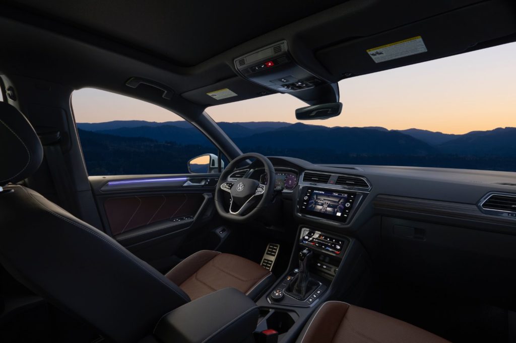 2022 VW Tiguan interior layout.