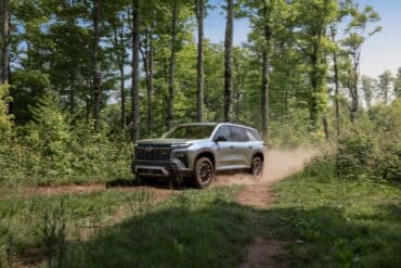 2024 Chevy Traverse 16