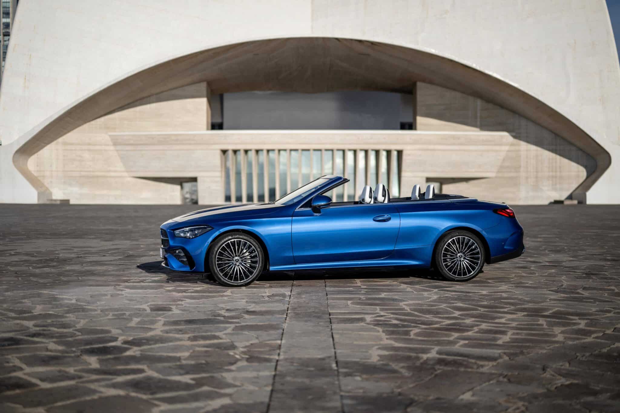 2024 Mercedes Benz CLE Cabriolet 36 scaled