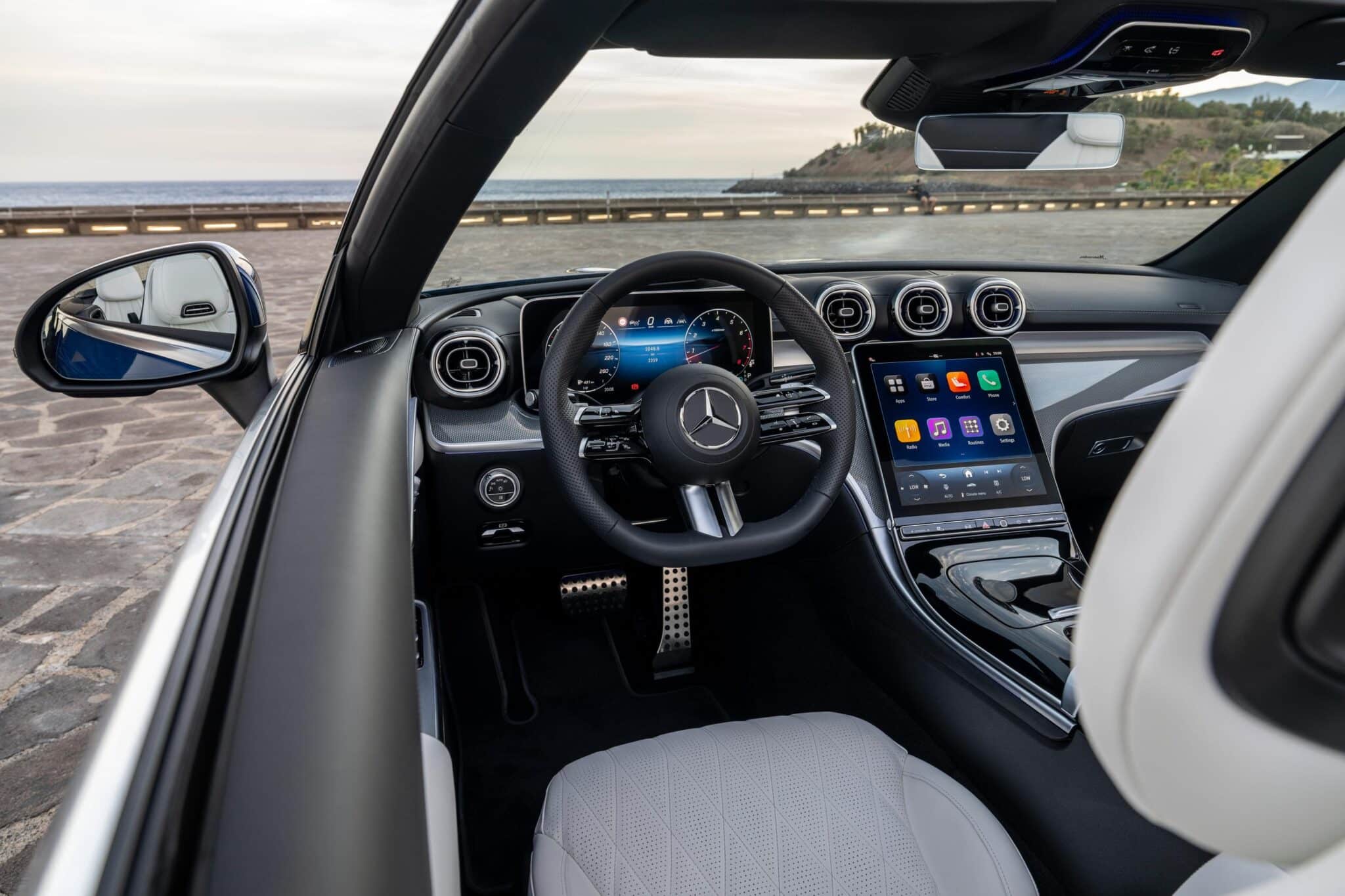 2024 Mercedes Benz CLE Cabriolet 42 scaled