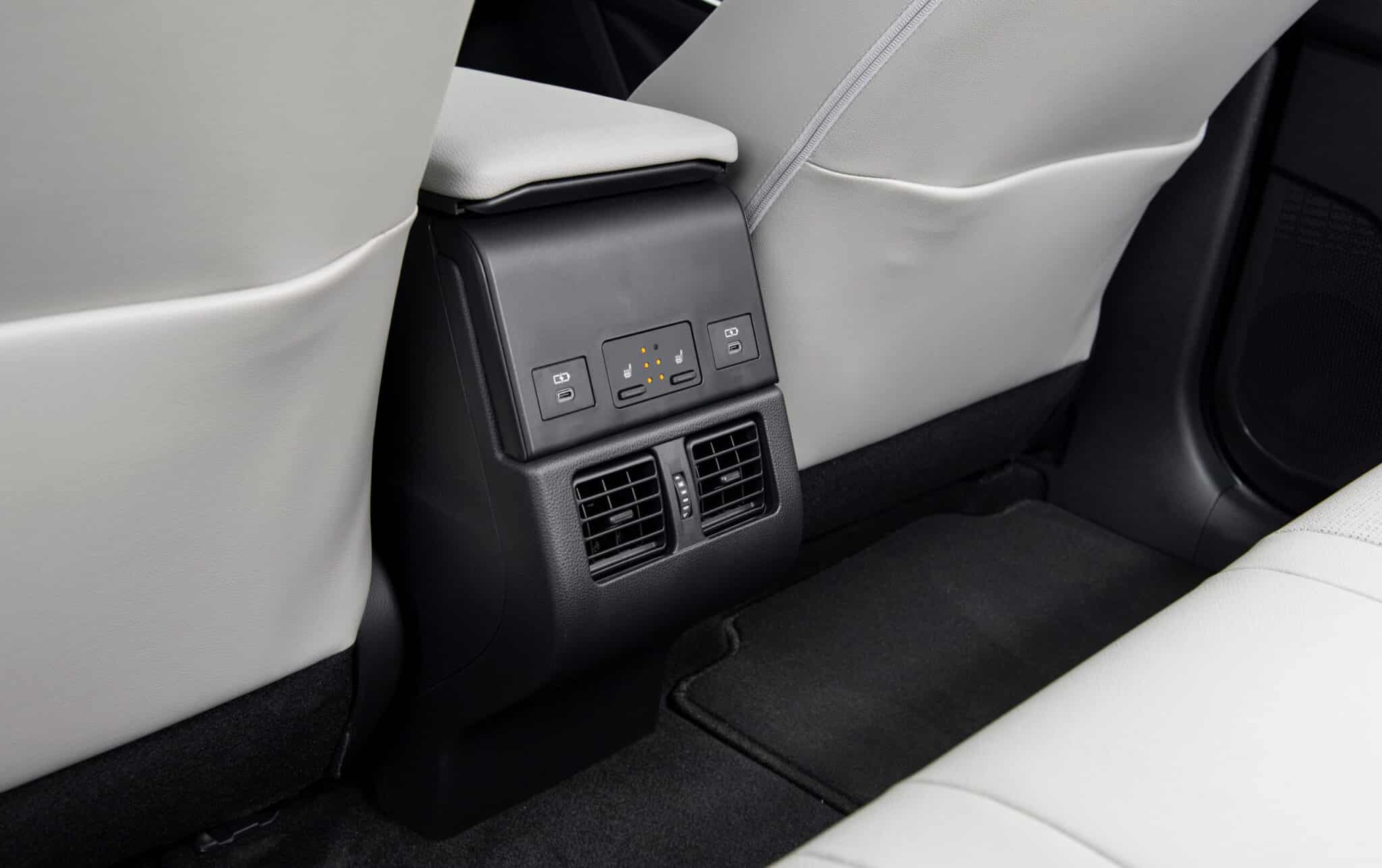 2024 Toyota bZ4X Interior 2 scaled